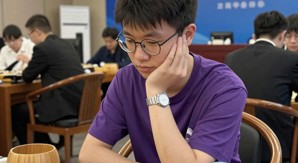 Karsten Müller: chuyên gia tàn cuộc đứng sau bài học của Magnus Carlsen
