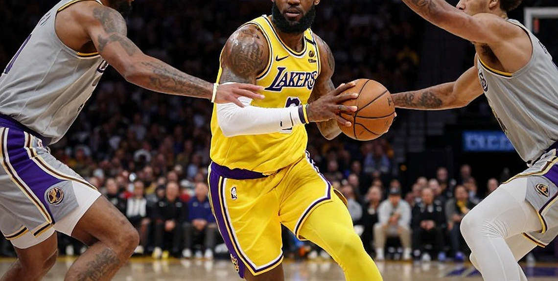 Sợi dây Catalan ở Brooklyn: Jordi Fernández, Pep Guardiola và cuộc tái thiết toàn cầu của Nets