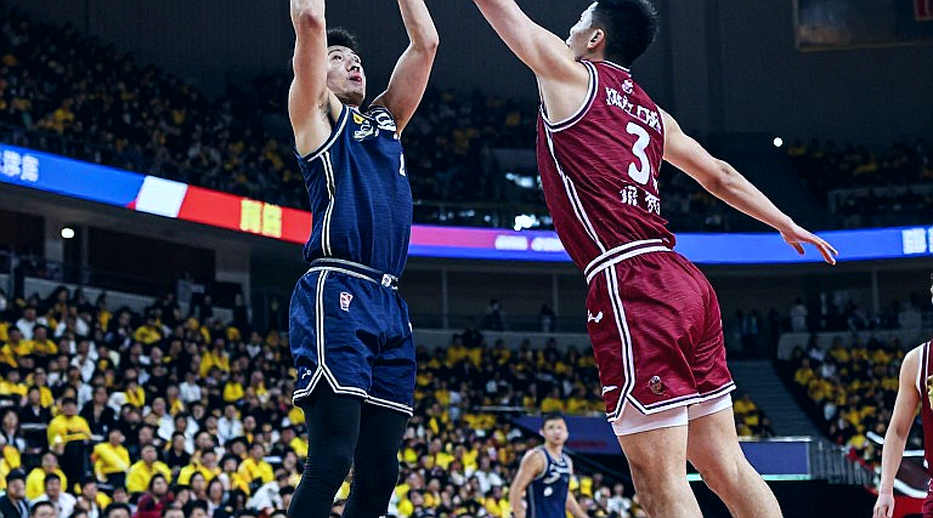 Fenerbahce và 11 điểm hiệp bốn của Wade Baldwin: bài học từ trận tranh hạng ba EuroLeague SuperCup
